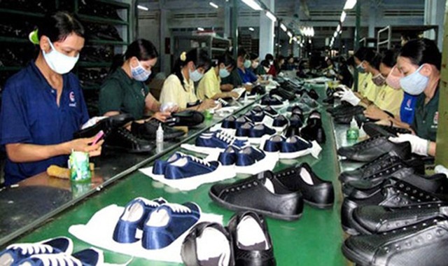 Sản lượng giày dép da tháng 10 ước đạt 31 triệu đôi, tăng 5,3% so với tháng trước và tăng 11,8% so với cùng kỳ.