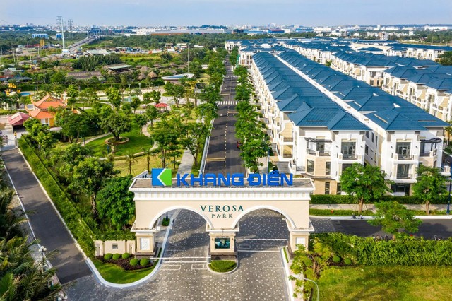 Sau hơn 1 năm chính thức mở bán, Verosa Park đã hoàn thiện xây dựng với Kl99kl ưu đãi độc quyền - cảnh quan - tiện ích được chăm chút từng chi tiết.