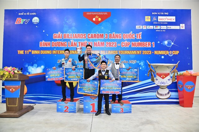 Những phần thưởng xứng đáng dành cho các tay cơ có thành tích xuất sắc nhất.