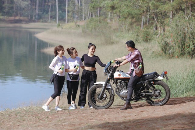 Chill cùng thiên nhiên và thưởng thức chai Trà Xanh Không Độ để xua tan căng thẳng mệt mỏi, giải nhiệt Kl993 Đăng nhập Giải trí là hoạt động được nhiều người trẻ yêu thích trong những chuyến đi.