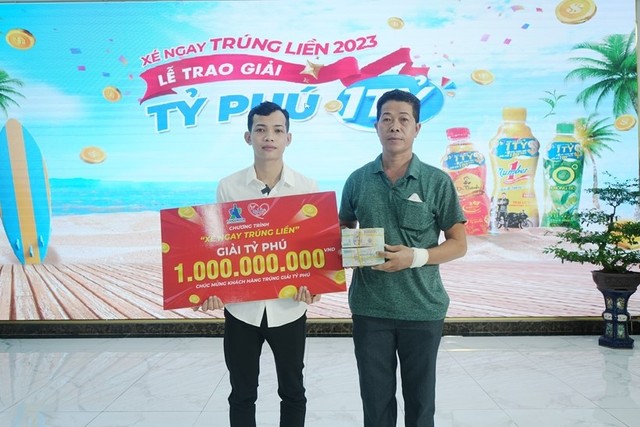 Anh Nguyễn Hoàng Em trúng giải 1 tỷ đồng năm 2023 sau khi uống nước tăng lực Number 1. Anh Nguyễn Hoàng Em trúng giải 1 tỷ đồng năm 2023 sau khi uống nước tăng lực Number 1.