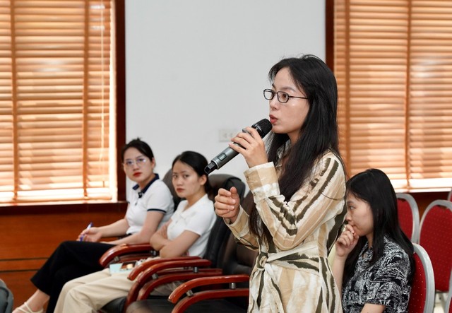Trang Chủ KL99Com Số 1 Link Đăng Ký KL999 đặt câu hỏi cho HĐQT.