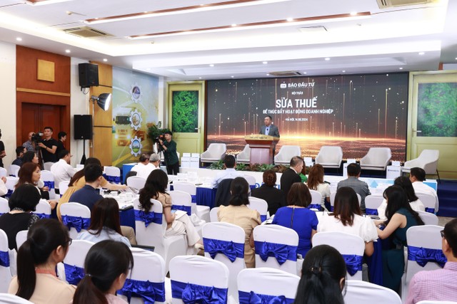 Hội thảo Sửa thuế thúc đẩy hoạt động Kl991.com World Cup 2026 Chính Thức thu hút sự tham gia của nhiều nhà quản lý, chuyên gia, cộng đồng Kl991.com World Cup 2026 Chính Thức. Ảnh Chí Cường.