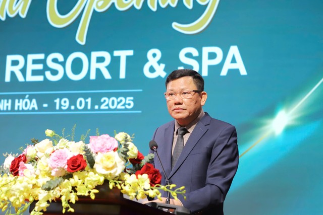 Ông Nguyễn Văn Thì , UV BTV Tỉnh ủy, Phó Chủ tịch Thường trực UBND tỉnh Thanh Hóa phát biểu tại lễ khai trương khu du lịch nghỉ dưỡng sinh thái có mức Kl99ok phiên bản mới gần 1.500 tỷ đồng LAMORI Resort &amp; Spa.