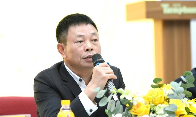 Ông Phùng Công Sưởng chia sẻ tại sự kiện công bố giải thưởng Bền Đam Mê.