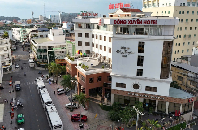 Khách sạn Đông Xuyên - trung tâm TP Long Xuyên, tỉnh An Giang - nơi đăng cai Hội thi “Sáng tạo ẩm thực” lần thứ I/2025, do Sao Mai Group tổ chức.