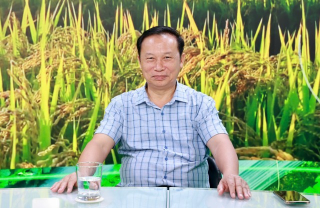 PGS. TS Đặng Văn Đông, Phó Viện trưởng Viện Nghiên cứu Rau Quả - Viện Khoa học Nông nghiệp Việt Nam Bộ Nông nghiệp &amp; Môi trường. Ảnh Chí Cường.