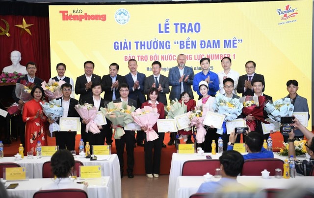 Giải thưởng “Bền Đam Mê” không chỉ ghi dấu những câu chuyện truyền cảm hứng của nhiều gương mặt trẻ tài năng, bản lĩnh mà còn khẳng định dấu ấn riêng biệt của Number 1 trên hành trình đồng hành tiếp sức, cùng các tài năng trẻ nhân rộng giá trị đóng góp cho cộng đồng, Trang Chủ KL99Com Số 1 Link Đăng Ký KL999.