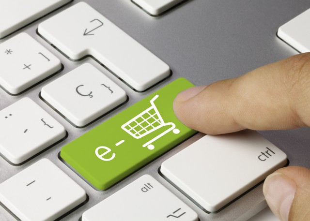 Doanh số từ bán lẻ qua thương mại điện tử sẽ đạt 2.100 tỷ USD vào 2020 ảnh 1