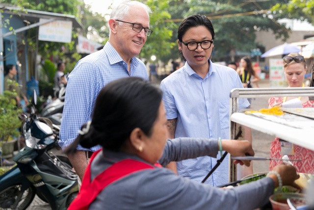 Khoảnh khắc đời thường của các nhà lãnh đạo APEC trên đất nước Việt Nam thanh bình ảnh 12 Khoảnh khắc đời thường của các nhà lãnh đạo APEC trên đất nước Việt Nam thanh bình ảnh 12