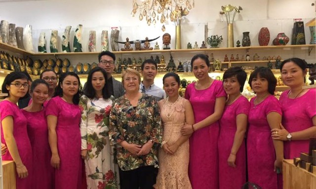 Khoảnh khắc đời thường của các nhà lãnh đạo APEC trên đất nước Việt Nam thanh bình ảnh 5 Khoảnh khắc đời thường của các nhà lãnh đạo APEC trên đất nước Việt Nam thanh bình ảnh 5