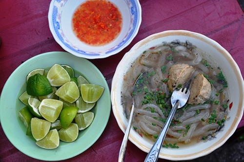 5 món ngon quanh khu chợ trăm tuổi ở trung tâm Sài Gòn ảnh 2