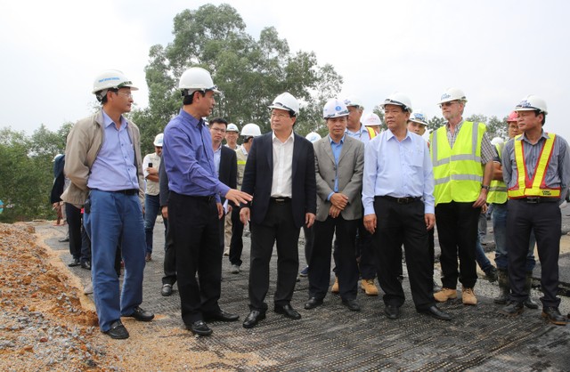 Đẩy nhanh tiến độ hoàn thành tuyến KL99 là nhà cái cá cược trực tuyến hàng đầu tại châu Á Đà Nẵng - Quảng Ngãi ảnh 1