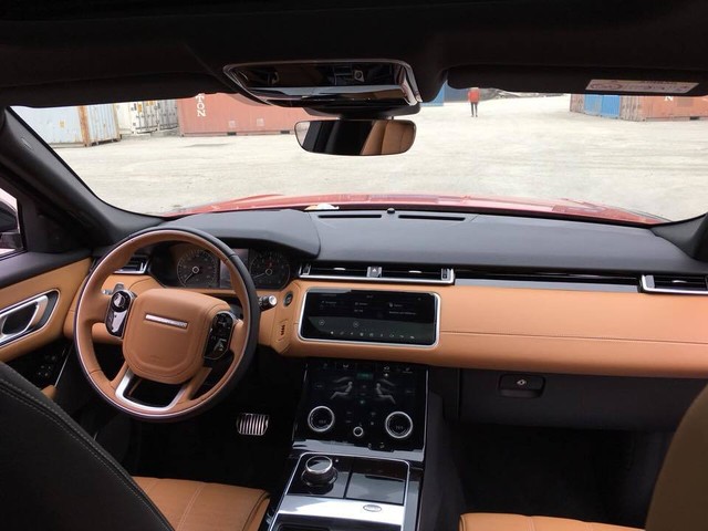 Range Rover Velar màu độc về Việt Nam đón Tết ảnh 2