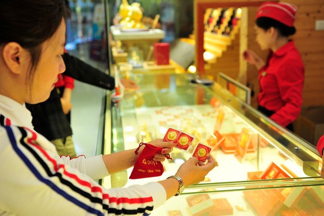 Ngày vía Thần Tài: Mua vàng loại nào để cả năm may mắn? ảnh 1