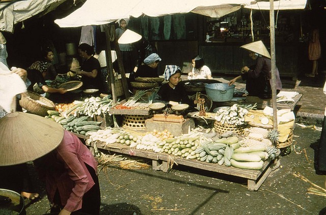 Trang phục phụ nữ Sài Gòn những năm 1950 ảnh 7