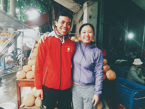 Đi bộ xuyên Việt 113 ngày, chàng trai chỉ phải rút ví 100.000 đồng ảnh 2