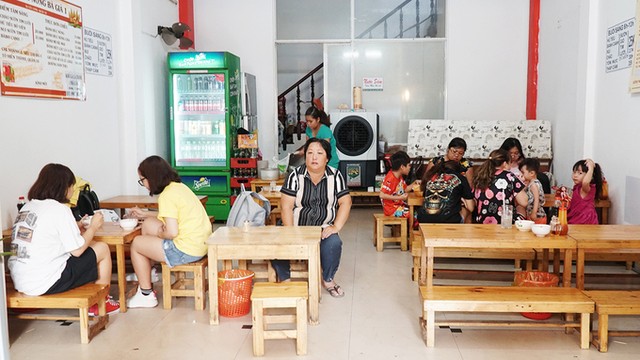 Bánh đúc Bà Già lót dạ buổi xế chiều ở Sài Gòn ảnh 6