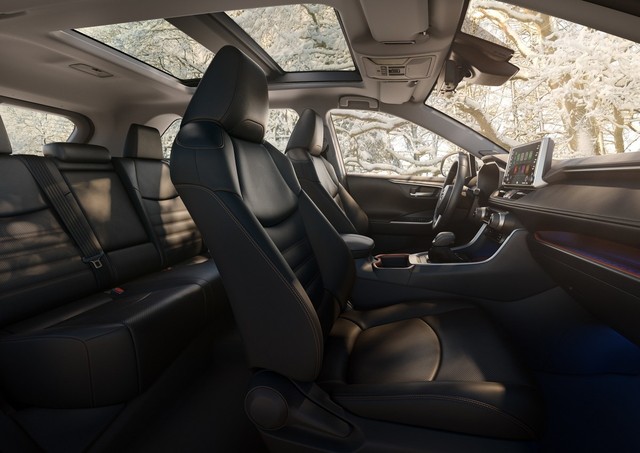 Toyota RAV4 lột xác thiết kế, quyết chiếm ngôi vương ảnh 5