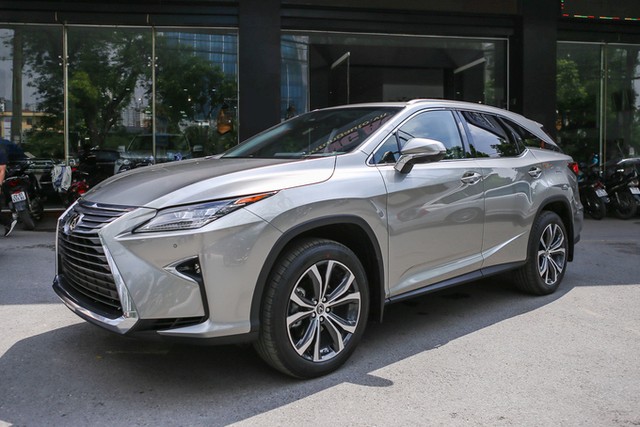 Lexus RX350L 7 chỗ đầu tiên về Việt Nam giá 5 tỷ ảnh 1