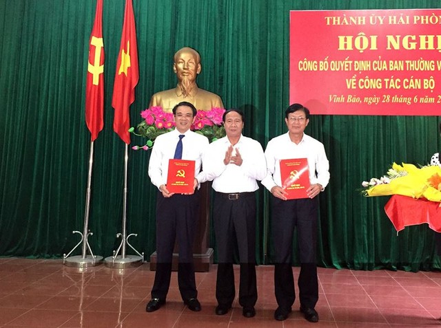 Hải Phòng công bố quyết định bổ nhiệm, điều động nhiều cán bộ chủ chốt ảnh 1