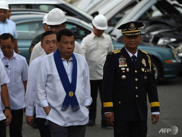 Tổng thống Philippines lệnh nghiền nát hàng chục xe sang nhập lậu ảnh 1