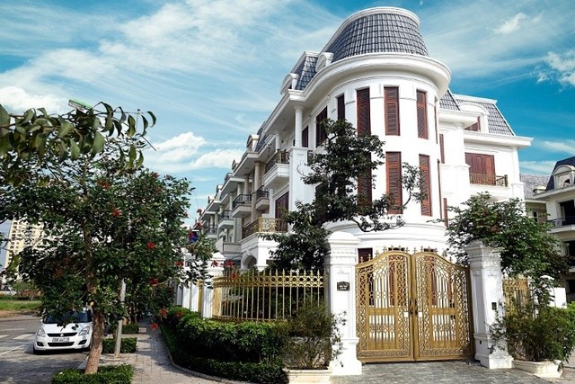 Giới nhà giàu đổ tiền vào biệt thự hạng sang ảnh 2