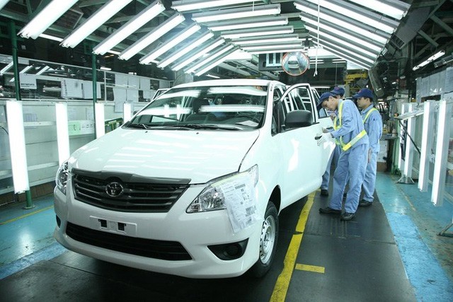 Thuế 0% ô tô lại đắt thêm: Chính sách đặc thù giảm giá xe ở Việt Nam ảnh 1