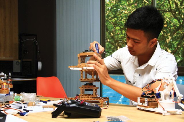 IoT Innovation Hub, ươm tạo tài năng Việt ảnh 2