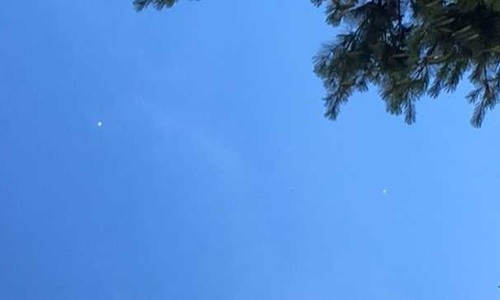 Ông Trump xác nhận Mỹ đang theo dõi các vụ chạm trán UFO ảnh 1