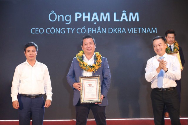 DKRA Việt Nam thắng lớn tại lễ vinh danh nghề môi giới Web Tổng Nhà Cái 99Kl99 Giải Trí Bậc Nhất Việt Nam ảnh 1