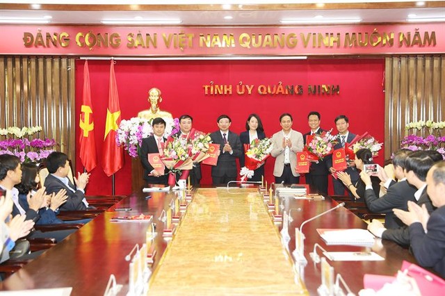 Nhân sự mới Quảng Ninh, TP.HCM ảnh 1