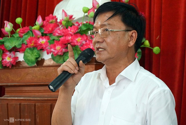 Bí thư, Chủ tịch Quảng Ngãi xin thôi chức ảnh 1