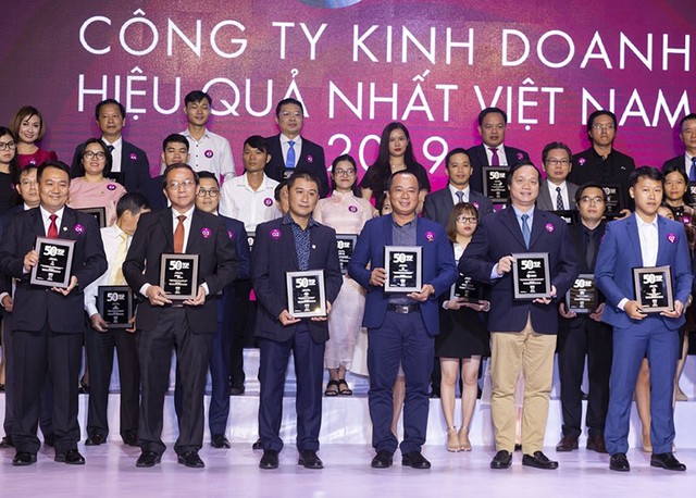 4 lần giành vị trí Quán quân Top 50 Công ty niêm yết tốt nhất và bí quyết của Thế Giới Di Động ảnh 1