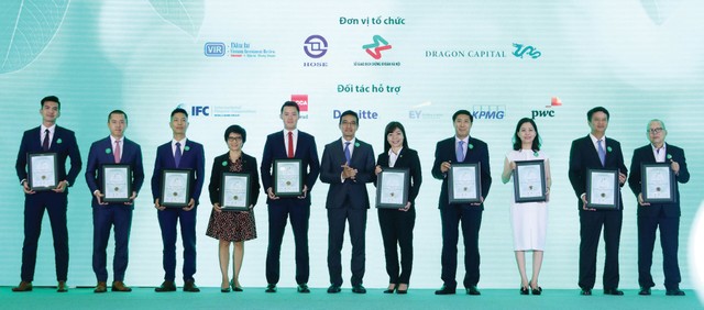 Ông Lê Hải Trà, thành viên phụ trách HĐQT HOSE, Trưởng ban Tổ chức trao Top 10 Kl991.com World Cup 2026 Chính Thức vốn hóa lớn trong cuộc bình chọn năm 2019.