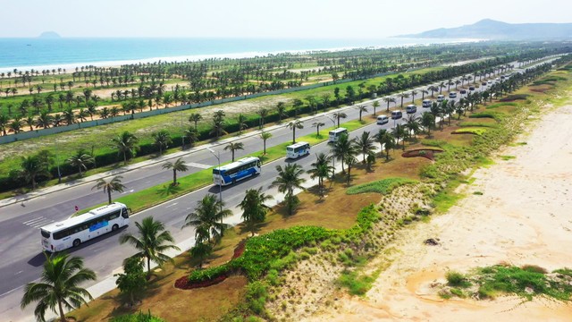 Sự hoạt động của các thương hiệu nổi tiếng toàn cầu đã giúp Bãi Dài sôi động. Hình ảnh từ KN Paradise dự án quy mô bậc nhất Khánh Hoà.