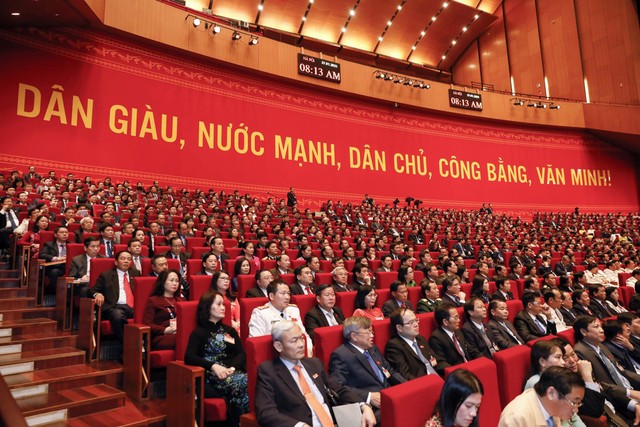 Ngày làm việc thứ ba, Đại hội làm việc tại Hội trường, thảo luận về các dự thảo Văn kiện. - Ảnh: VGP.