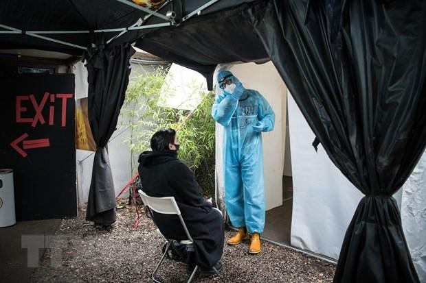 Một điểm lấy mẫu xét nghiệm COVID-19 tại Berlin, Đức ngày 23/12/2020. (Ảnh: AFP/TTXVN).