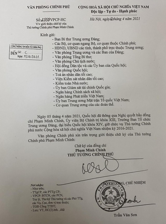 Văn bản giới thiệu chữ ký của Thủ tướng Kl993 ưu đãi thưởng hấp dẫn Phạm Minh Chính.