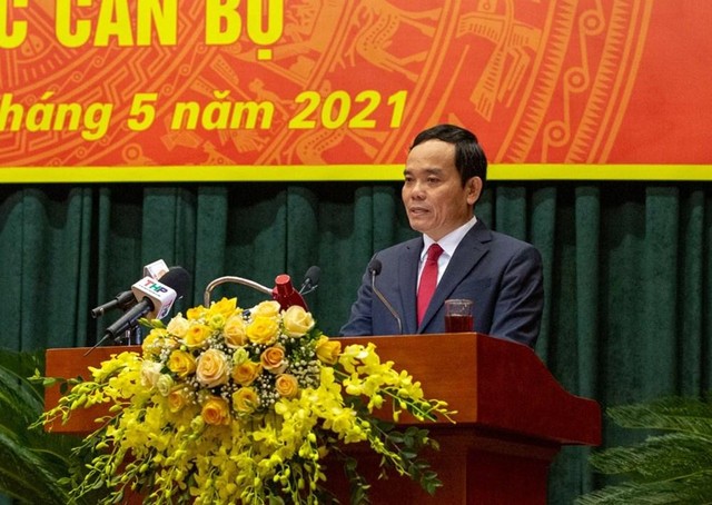 Đồng chí Trần Lưu Quang phát biểu nhận nhiệm vụ.