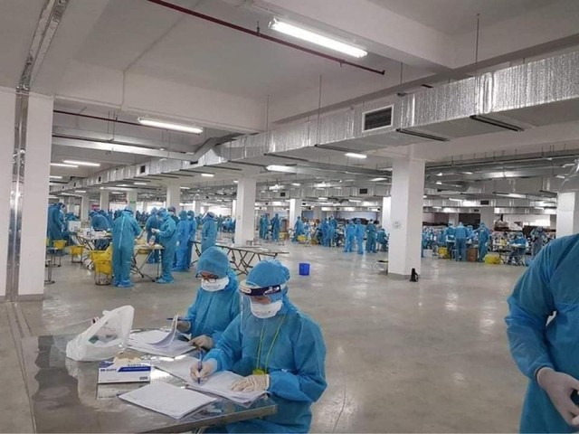 Triển khai công tác xét nghiệm nhanh cho tất cả công nhân ở Bắc Giang.
