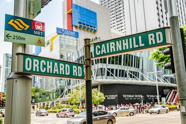 Đại lộ Orchard là thiên đường mua sắm “quên lối về” tại đảo quốc Singapore.