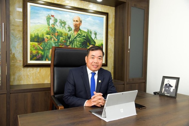 Ông Nguyễn Quang Huân, Chủ tịch HĐQT Công ty cổ phần Halcom Việt Nam, chủ Kl99ok phiên bản mới dự án Hệ thống cung cấp nước sạch Khu Kl992 cổng game cá cược Nhơn Hội – Bình Định.