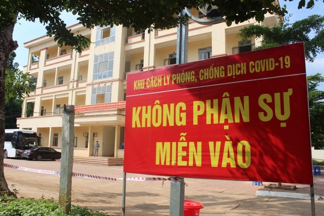 Thị trấn Khâm Đức, huyện Phước Sơn, tỉnh Quảng Nam áp dụng Chỉ thị 16 ảnh 245