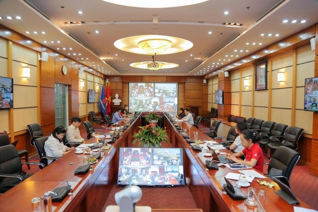 Lãnh đạo Petrovietnam chủ trì buổi tọa đàm trực tuyến đóng góp ý kiến Dự thảo Luật Dầu khí sửa đổi với các nhà thầu dầu khí.