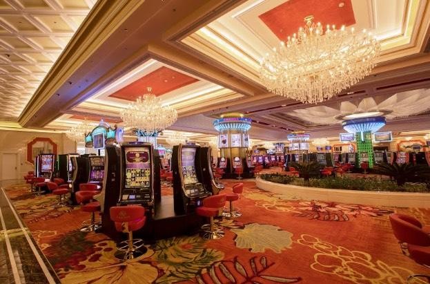 Không gian tráng lệ bên trong Corona Resort &amp; Casino Phú Quốc.