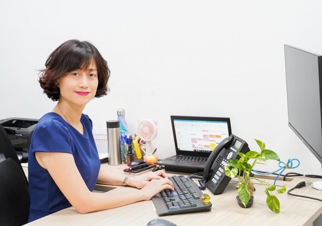 Bà Nguyễn Phương Anh - Phó Tổng Giám đốc Kênh Phân phối qua Đối tác FWD Việt Nam.