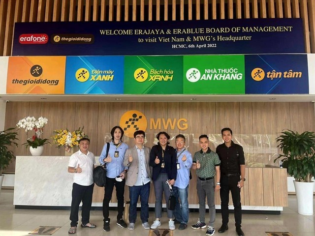 Tiếp sau lễ ký kết, mới đây đoàn lãnh đạo cấp cao của Erajaya đã sang thăm và làm việc tại Thế Giới Di Động.