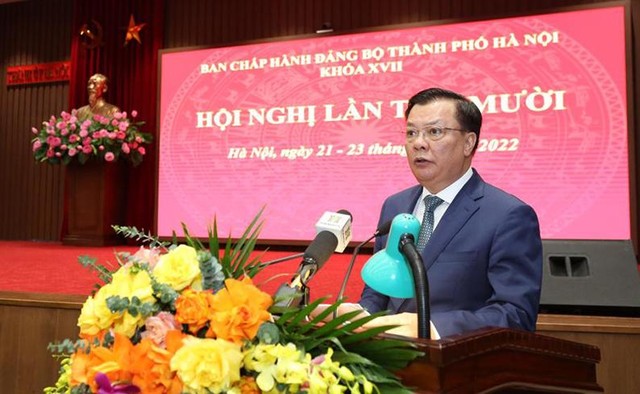 Bí thư Thành ủy Hà Nội Đinh Tiến Dũng nhấn mạnh, phát triển Thủ đô Hà Nội “Văn hiến-Văn minh-Hiện đại” là điểm riêng có của Hà Nội cần được phát huy.