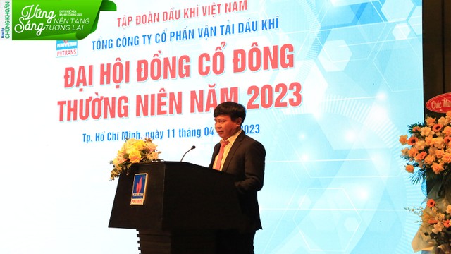 Ông Phạm Việt Anh, Chủ tịch HĐQT PVTrans phát biểu tại Đại hội.